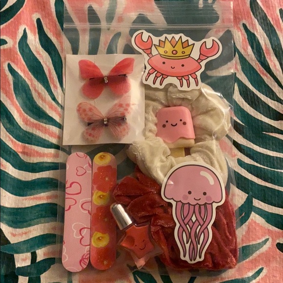 10 Piece Girls Hair & Nail Accessories Bundle NWOT - Picture 2 of 11